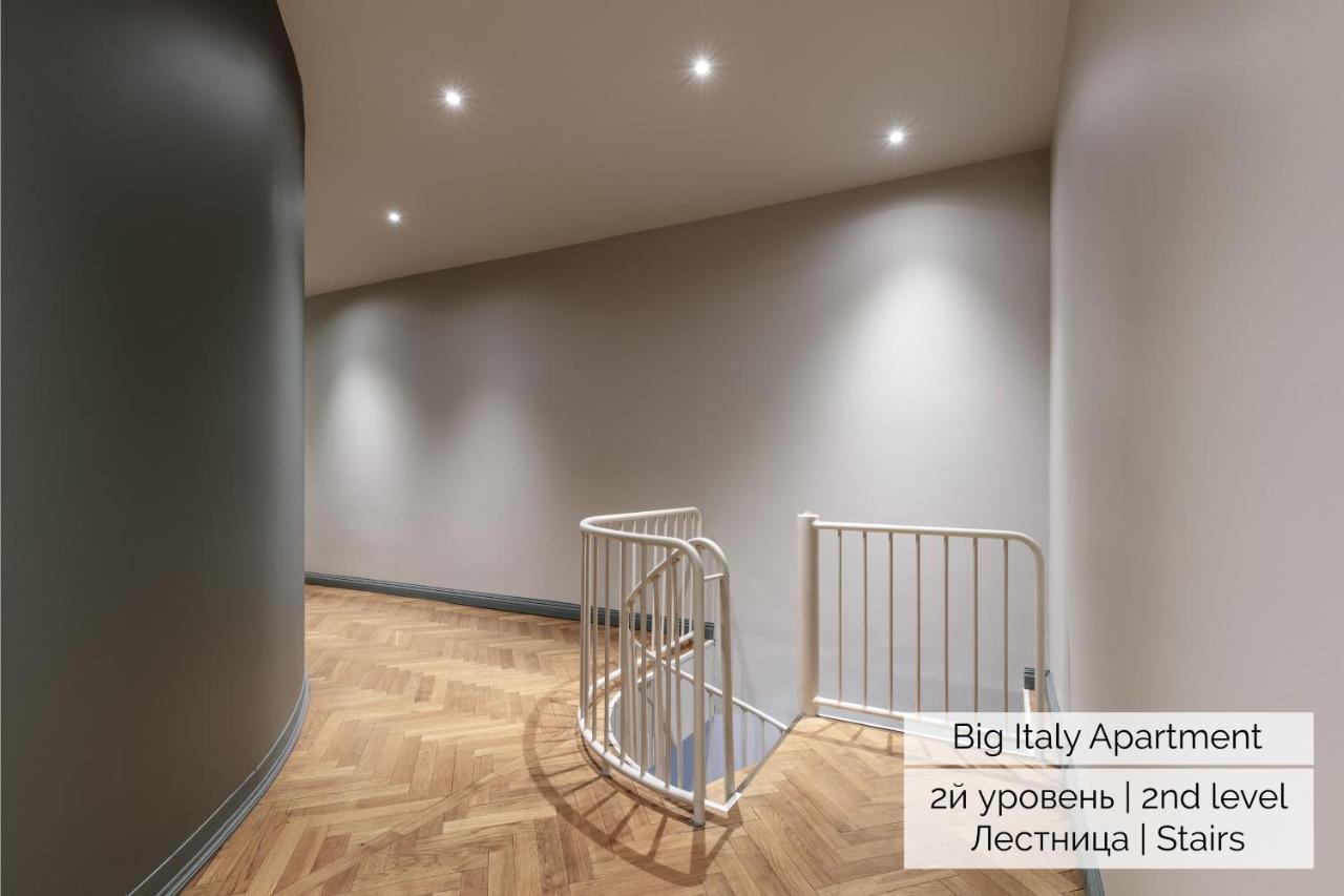 Duplex Italy Apartments St. Petersburg Dış mekan fotoğraf